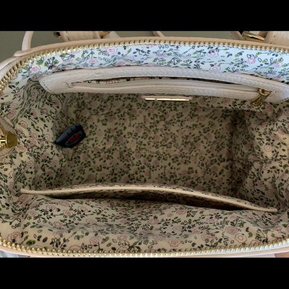 Small Light Pink Faux Leather Bag - Picture 6 of 6